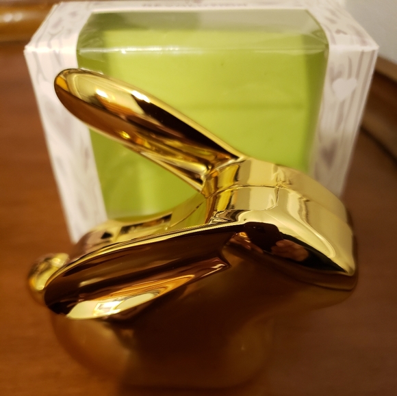 Makeup - Picture 3 of 4